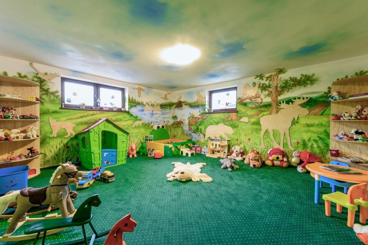 Dworek Mysliwski Hubert-Swietna Lokalizacja 50M Od Term Bania ビャウカ エクステリア 写真